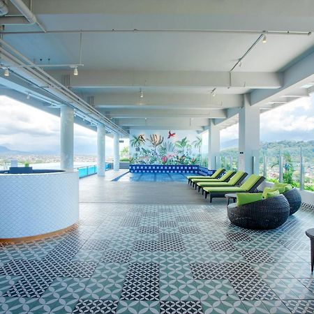The Zhm Premiere Padang Hotel Exterior foto
