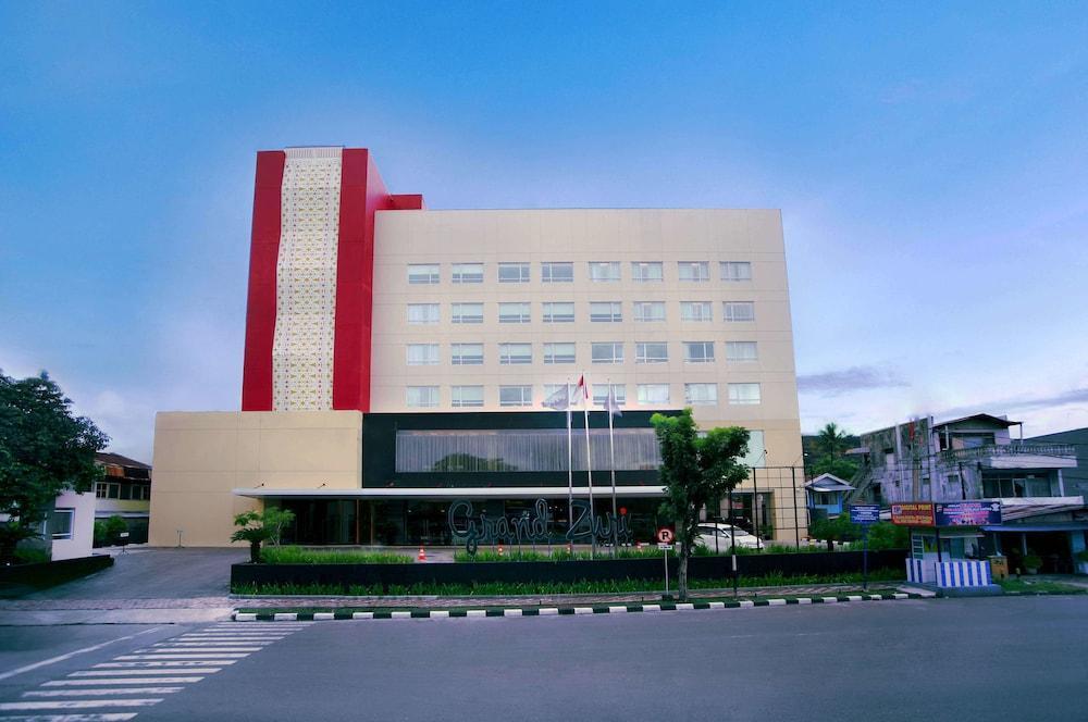 The Zhm Premiere Padang Hotel Exterior foto