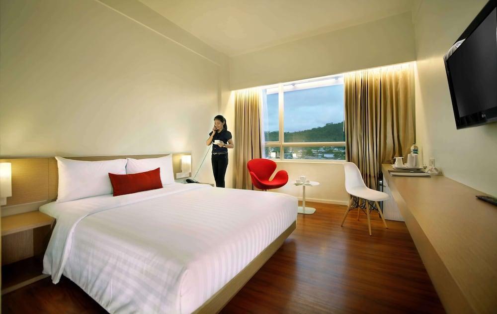 The Zhm Premiere Padang Hotel Exterior foto