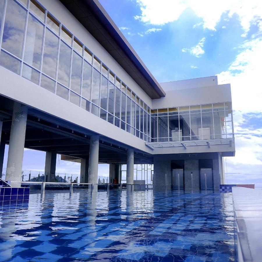 The Zhm Premiere Padang Hotel Exterior foto